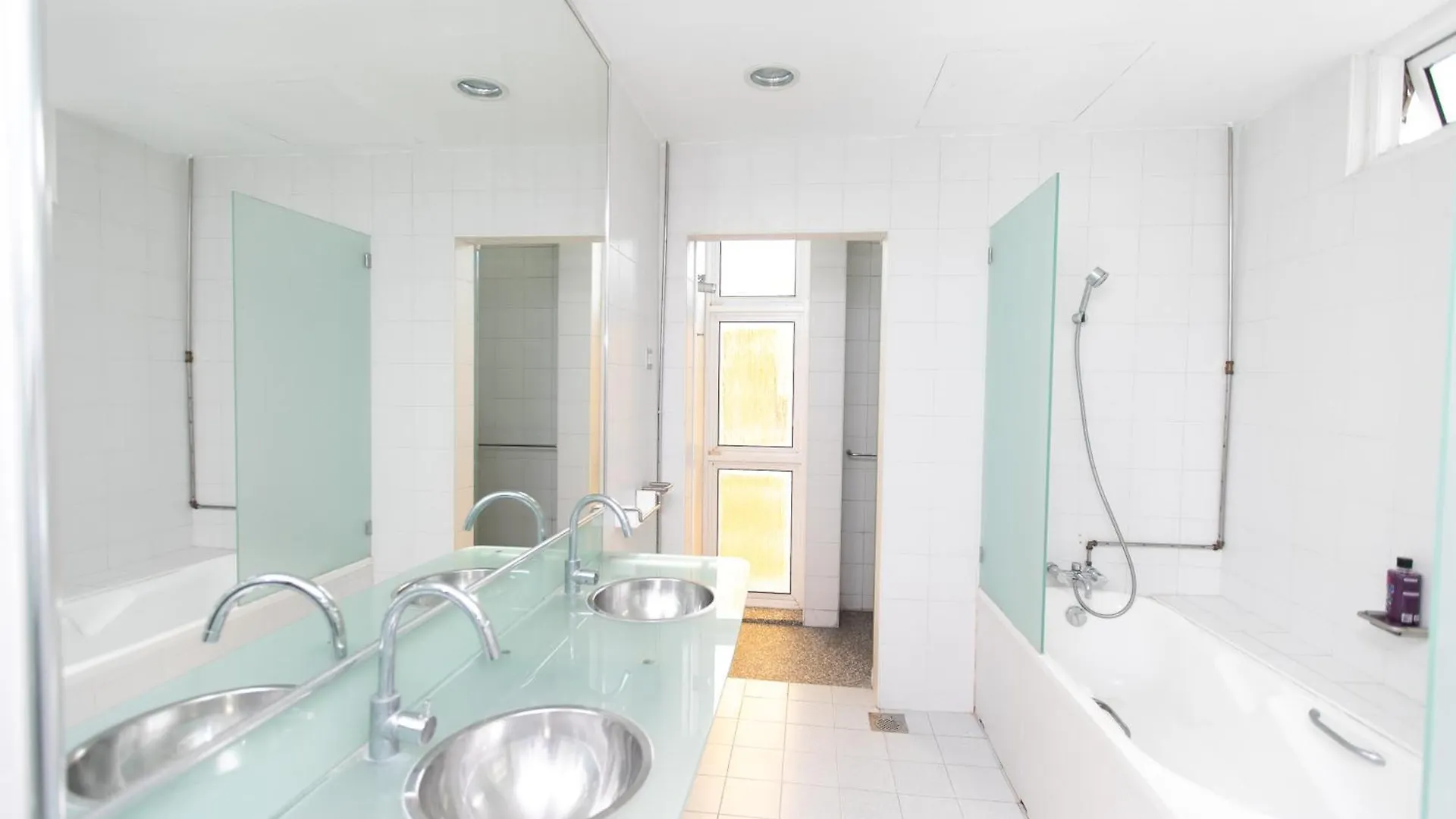 Georgetown Codrington 6Br Ktv Bbq Pool Bungalow 28Pax 0*, George Town